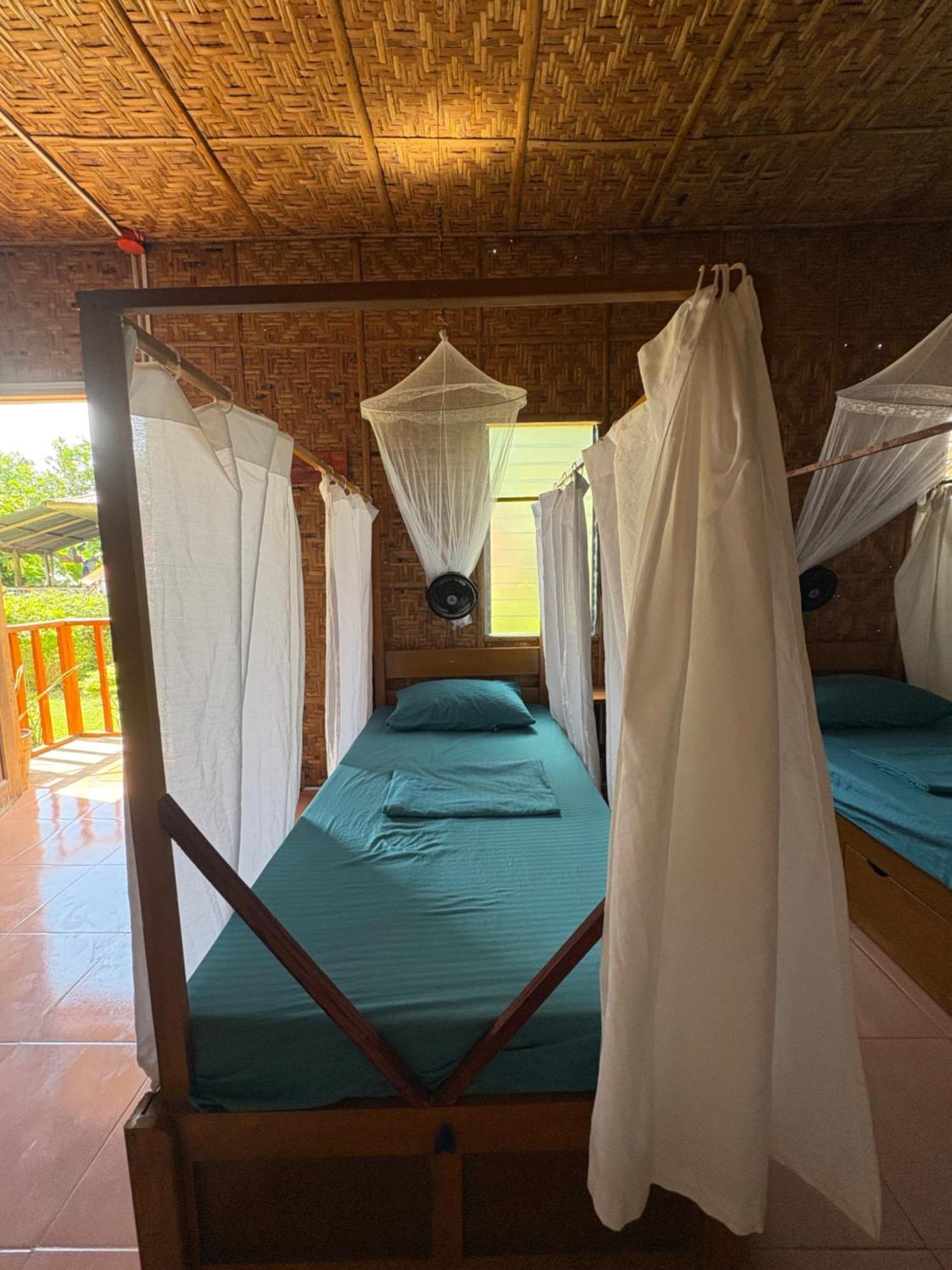 Izla Soanna Hostel Panglao Exterior photo